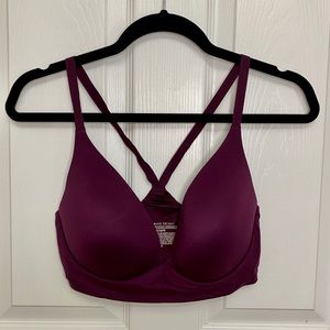 Victoria’s Secret Lightly Lined Plunge Bra 32DD